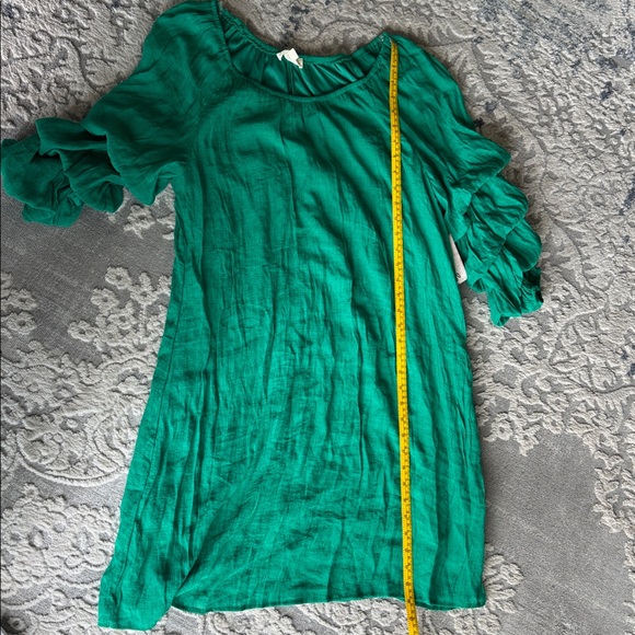 Elegant Green Long Sleeve Dress - Picture 7 of 7